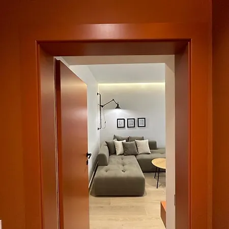 Cozy Apartament ,medreseja E Tiranes